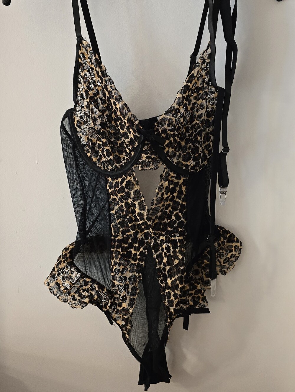 Leopard Lace Accent Teddy Bodysuit Pantyhose Set - Black & Tan